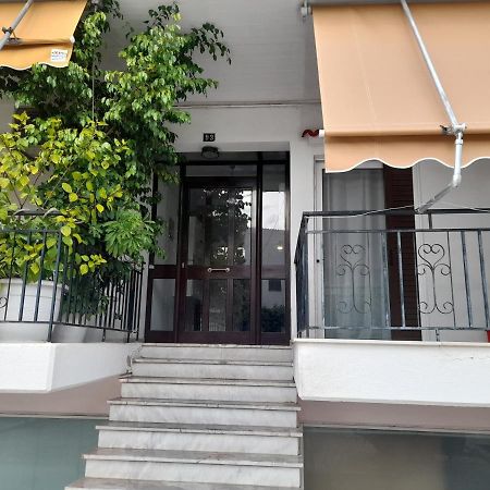 Luchia Apartment Патра Екстериор снимка