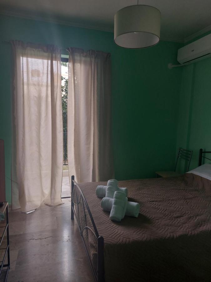 Luchia Apartment Патра Екстериор снимка