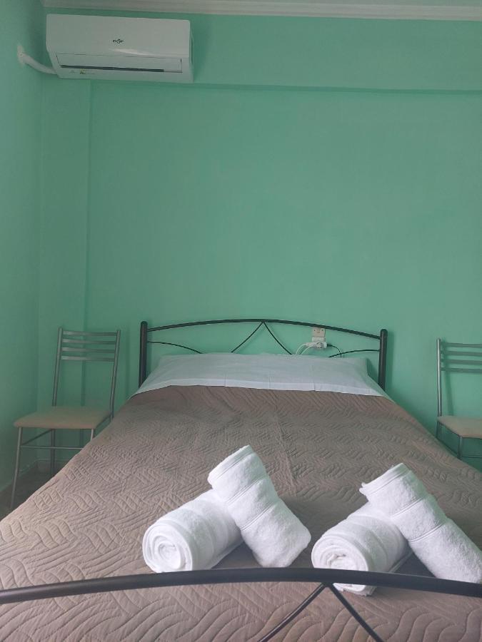 Luchia Apartment Патра Екстериор снимка